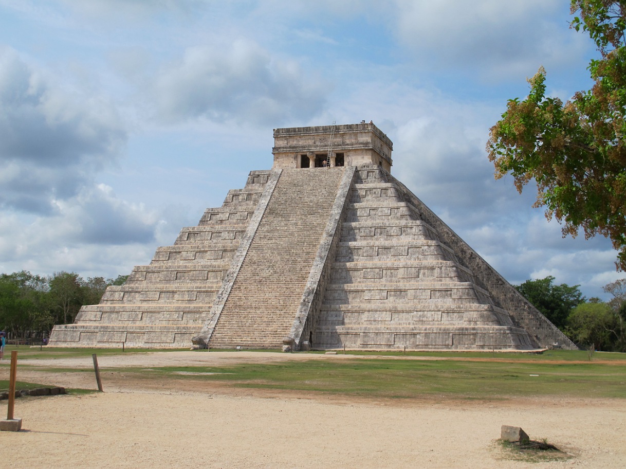 Mexico_-_Chichen_Itza_3.jpg