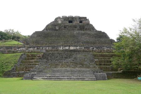 Xunantunich.jpg