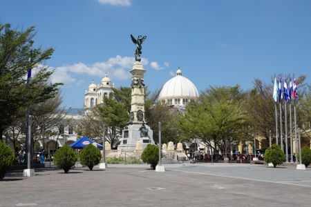 San Salvador2.jpg